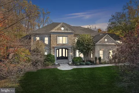 7785 Solitude Ct, Mclean, VA 22102 photo 8