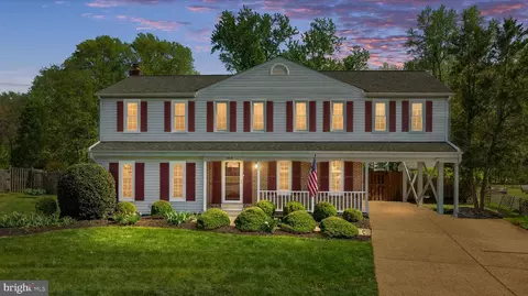 5815 Ottawa Rd, Centreville, VA 20120