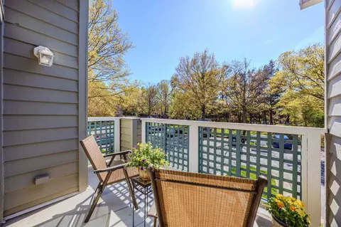 11703 B Summerchase Cir #B, Reston, VA 20194