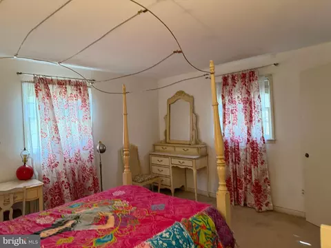 Bedroom - 1107 Dead Run Dr, Mclean, VA 22101 photo 1 of 2