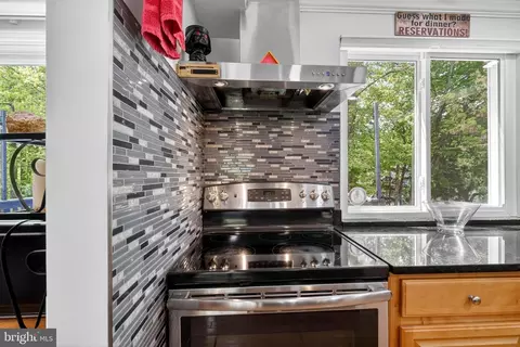 Kitchen - 8373 Magic Leaf Rd, Springfield, VA 22153 photo 5 of 5