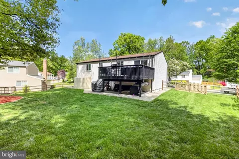 Exterior - 8373 Magic Leaf Rd, Springfield, VA 22153 photo 9 of 19