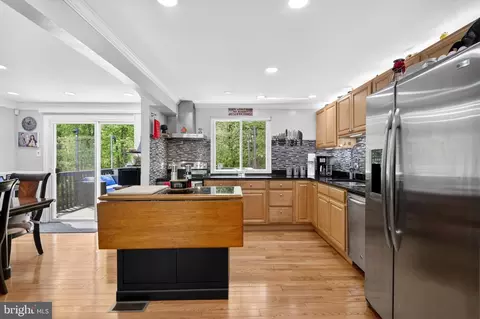 Other - 8373 Magic Leaf Rd, Springfield, VA 22153 photo 5 of 21