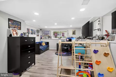 Other - 8373 Magic Leaf Rd, Springfield, VA 22153 photo 12 of 21