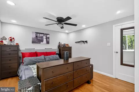 Bedroom - 8373 Magic Leaf Rd, Springfield, VA 22153 photo 1 of 9