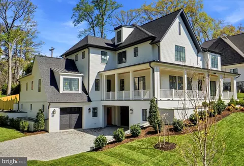 6008 Oakdale Rd, Mclean, VA 22101