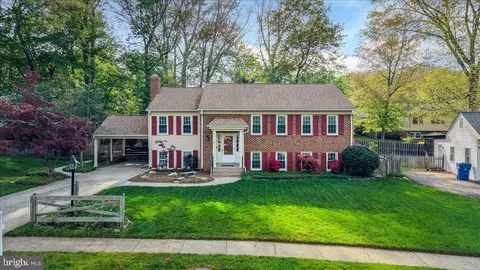 5414 Rumsey Pl, Fairfax, VA 22032