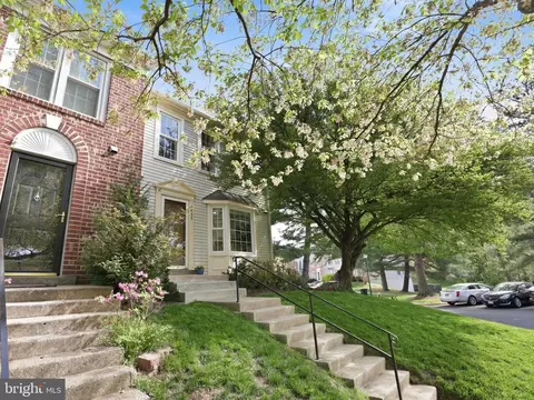 4400 Holly Ave, Fairfax, VA 22030