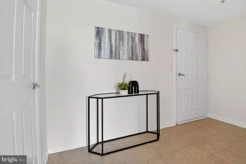 Entry Way - 2726 Gallows Rd #216, Vienna, VA 22180 photo 1 of 4