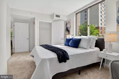 Bedroom - 2726 Gallows Rd #216, Vienna, VA 22180 photo 6 of 6