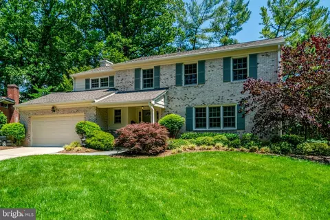 3123 Vinewood Pl, Falls Church, VA 22044