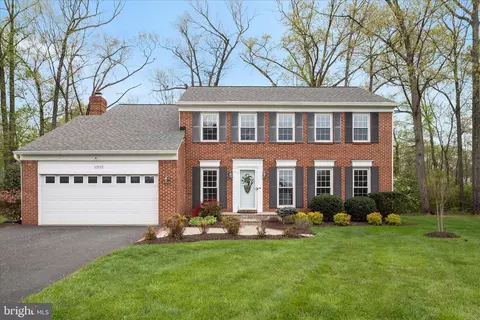 13113 Nestlewood Ct, Herndon, VA 20171