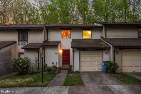 2319 Glade Bank Way, Reston, VA 20191