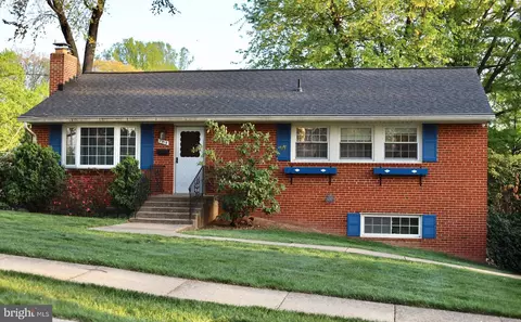 7919 Ellet Rd, Springfield, VA 22151
