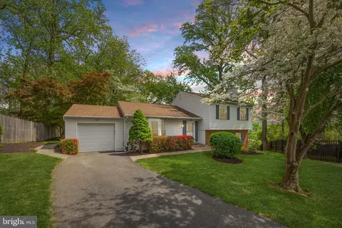 7615 Virginia Ln, Falls Church, VA 22043