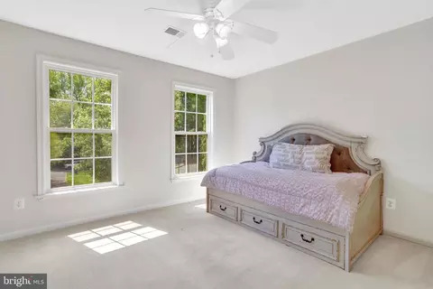 Bedroom - 6247 Rolling Spring Ct, Springfield, VA 22152 photo 6 of 11