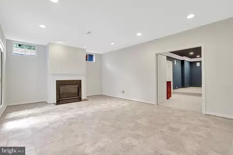 Living - 6247 Rolling Spring Ct, Springfield, VA 22152 photo 7 of 7