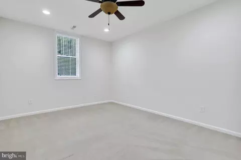 Bedroom - 6247 Rolling Spring Ct, Springfield, VA 22152 photo 10 of 11