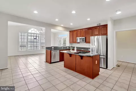 Kitchen - 6247 Rolling Spring Ct, Springfield, VA 22152 photo 3 of 4