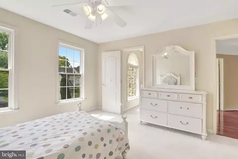 Bedroom - 6247 Rolling Spring Ct, Springfield, VA 22152 photo 4 of 11