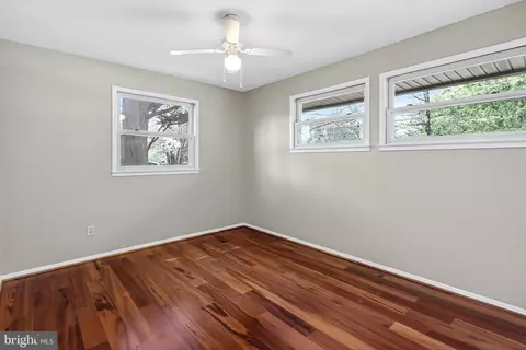 Bedroom - 5509 Inverchapel Rd, Springfield, VA 22151 photo 2 of 3