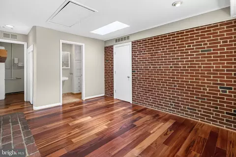 Other - 5509 Inverchapel Rd, Springfield, VA 22151 photo 4 of 7