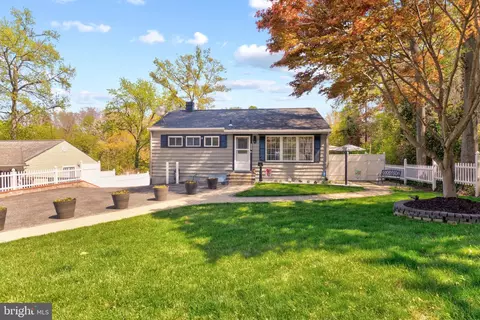 6409 The Pkwy, Alexandria, VA 22310