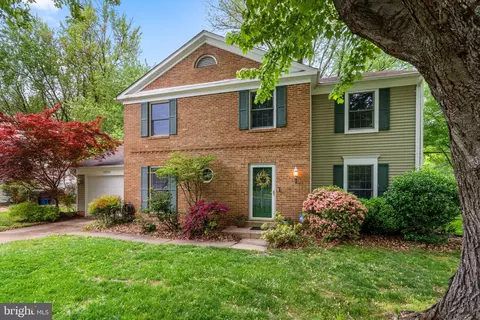 12754 Kinship Dr, Herndon, VA 20171
