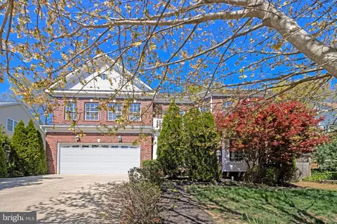 Exterior - 6606 Tucker Ave, Mclean, VA 22101 photo 4 of 8