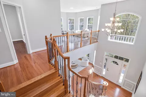 Entry Way - 6606 Tucker Ave, Mclean, VA 22101 photo 5 of 8