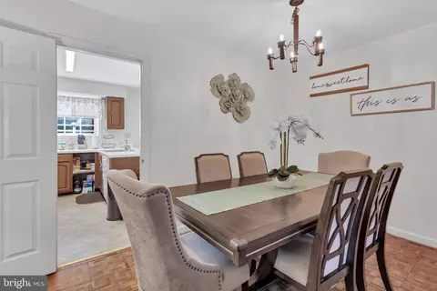 Dining - 9009 Sweet Birch Ct, Springfield, VA 22152 photo 3 of 7