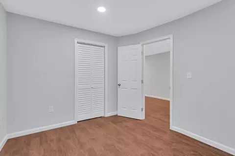 Bedroom - 9009 Sweet Birch Ct, Springfield, VA 22152 photo 5 of 6