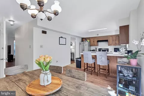 Dining - 9009 Sweet Birch Ct, Springfield, VA 22152 photo 7 of 7