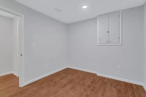 Bedroom - 9009 Sweet Birch Ct, Springfield, VA 22152 photo 6 of 6