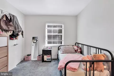 Bedroom - 9009 Sweet Birch Ct, Springfield, VA 22152 photo 1 of 6