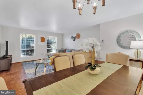 Dining - 9009 Sweet Birch Ct, Springfield, VA 22152 photo 5 of 7