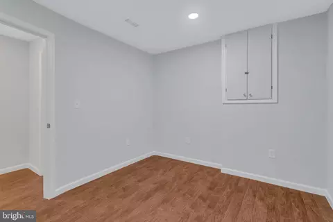 Bedroom - 9009 Sweet Birch Ct, Springfield, VA 22152 photo 6 of 6