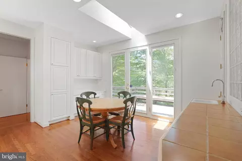 Other - 926 Saigon Rd, Mclean, VA 22102 photo 5 of 16