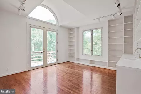 Other - 926 Saigon Rd, Mclean, VA 22102 photo 3 of 16