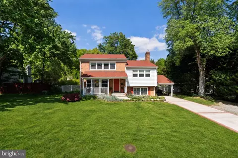 6208 Beachway Dr, Falls Church, VA 22041