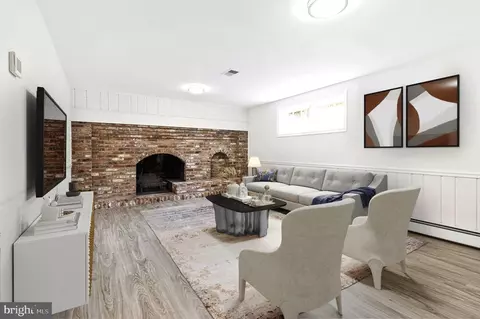 Living - 6450 Old Chesterbrook Rd, Mclean, VA 22101 photo 2 of 3