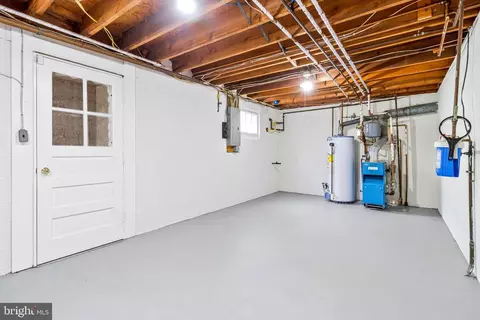Other - 6450 Old Chesterbrook Rd, Mclean, VA 22101 photo 7 of 9