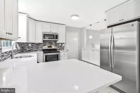 Kitchen - 6450 Old Chesterbrook Rd, Mclean, VA 22101 photo 3 of 6