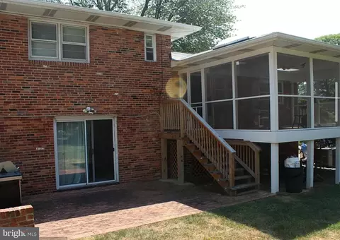 7100 Tyndale St, Mclean, VA 22101 photo 3