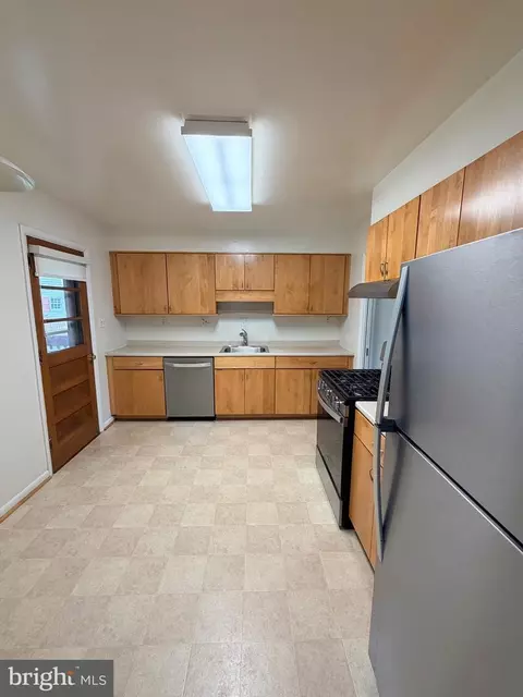 Kitchen - 7100 Tyndale St, Mclean, VA 22101 photo 2 of 2
