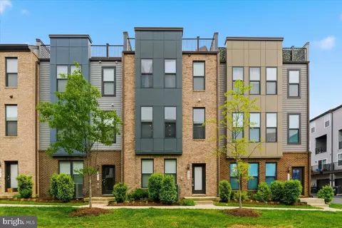 2315 Liberty Loop, Herndon, VA 20171