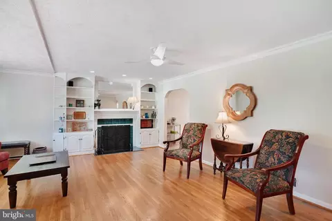 Living - 5300 Kings Park Dr, Springfield, VA 22151 photo 4 of 4