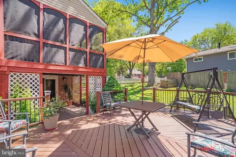 Exterior - 5300 Kings Park Dr, Springfield, VA 22151 photo 10 of 14
