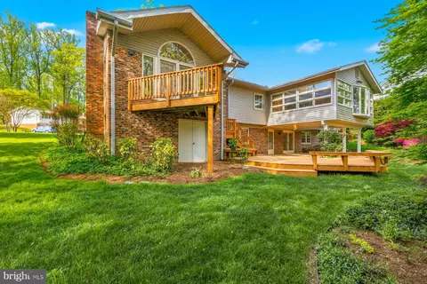 Exterior - 6713 Bellamy Ave, Springfield, VA 22152 photo 2 of 8