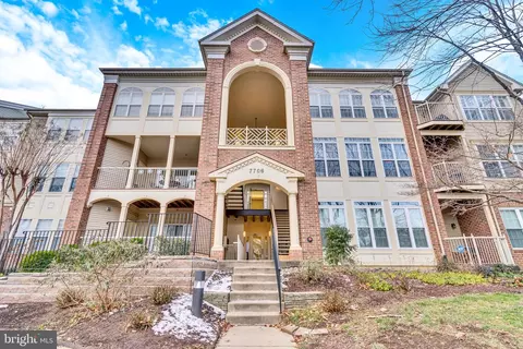 7706 F Haynes Point Way #8F, Alexandria, VA 22315